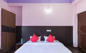 Hotel O Utsav